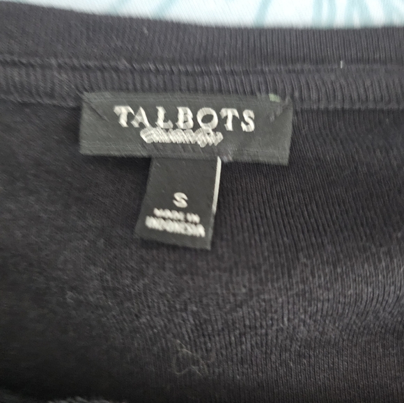 🧨 Talbots Black Ruffled V-Neckline 3/4 Length Sleeve Pullover Tee - Picture 5 of 6